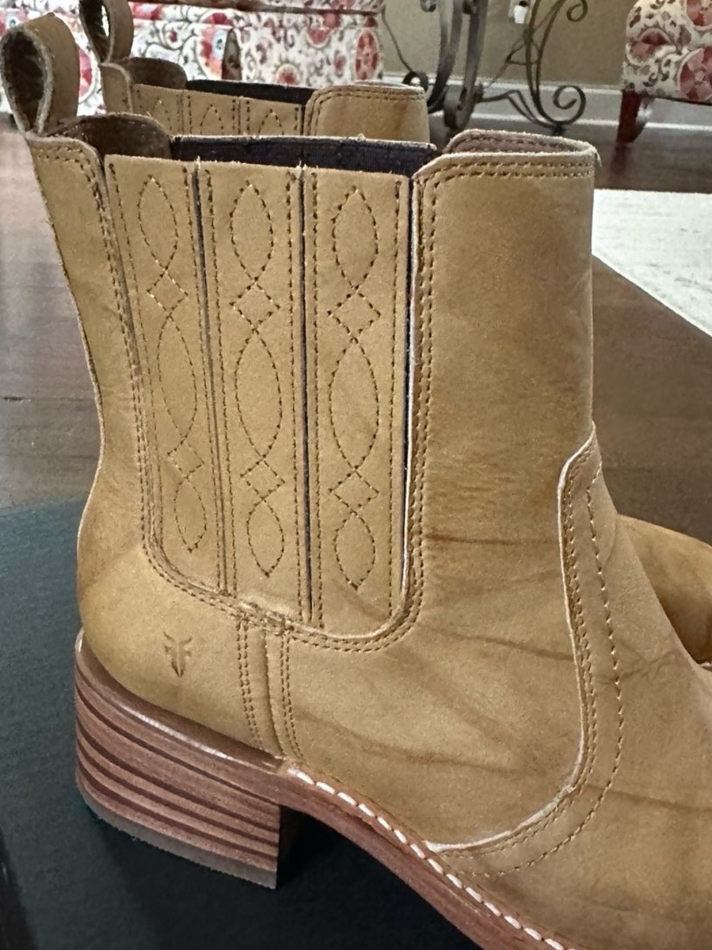 FRYE Campus Platform Chelsea Boot Banana size 8 Brand new - Picture 10 of 16